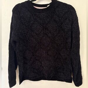 Elegant Black Women's Crew Neck Sweater